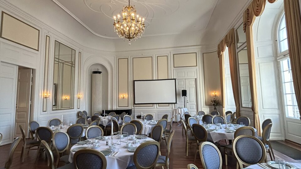 Qonnect Data Summit 2025 - Odd Fellow